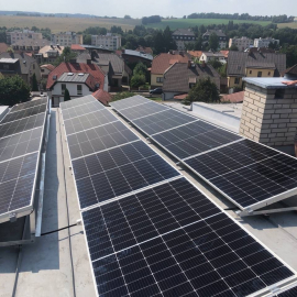 Fotovoltaická elektrárna na rovné střeše